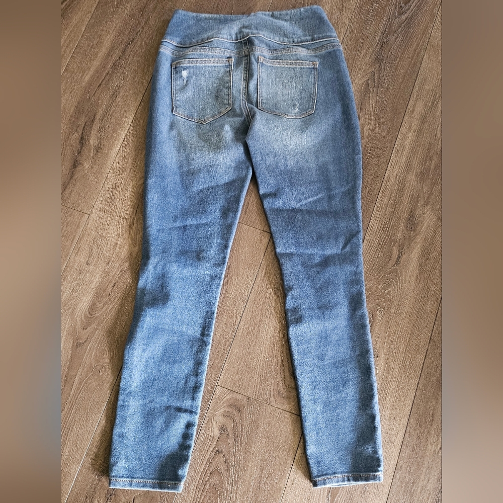 Sonoma Blue Jeggin Distressed Knees Size: 6R - Picture 3 of 4
